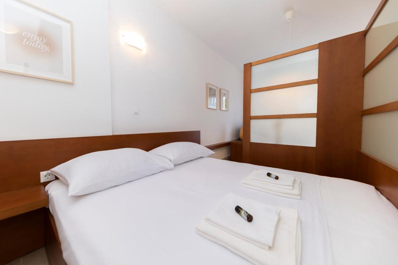 Apartments Vallis Rabiosa Zadar Rom bilde