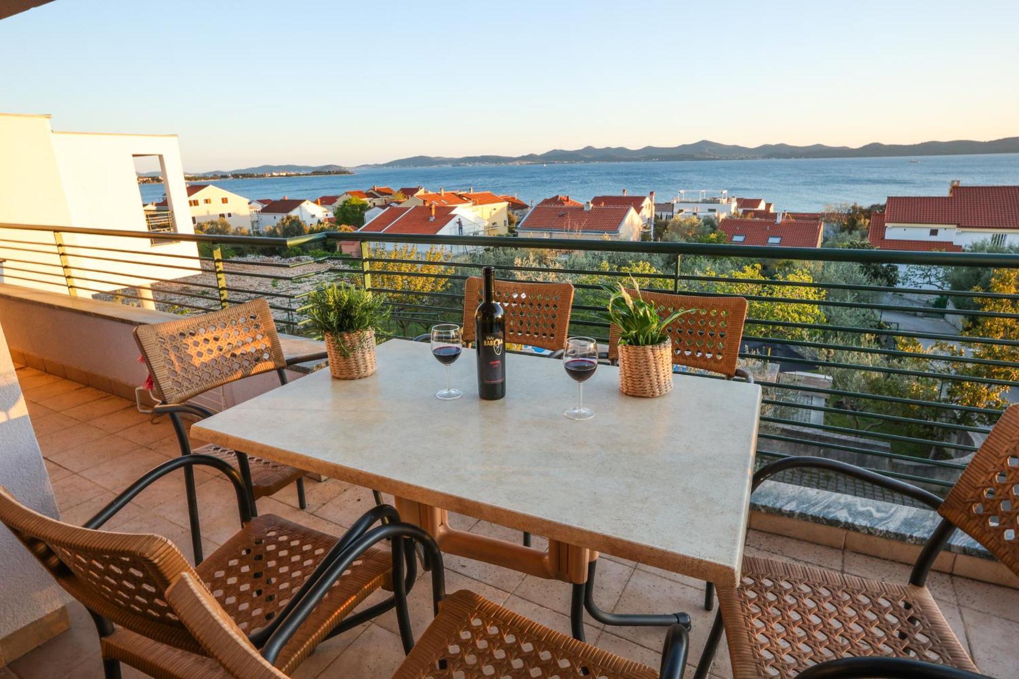 Apartments Vallis Rabiosa Zadar Rom bilde