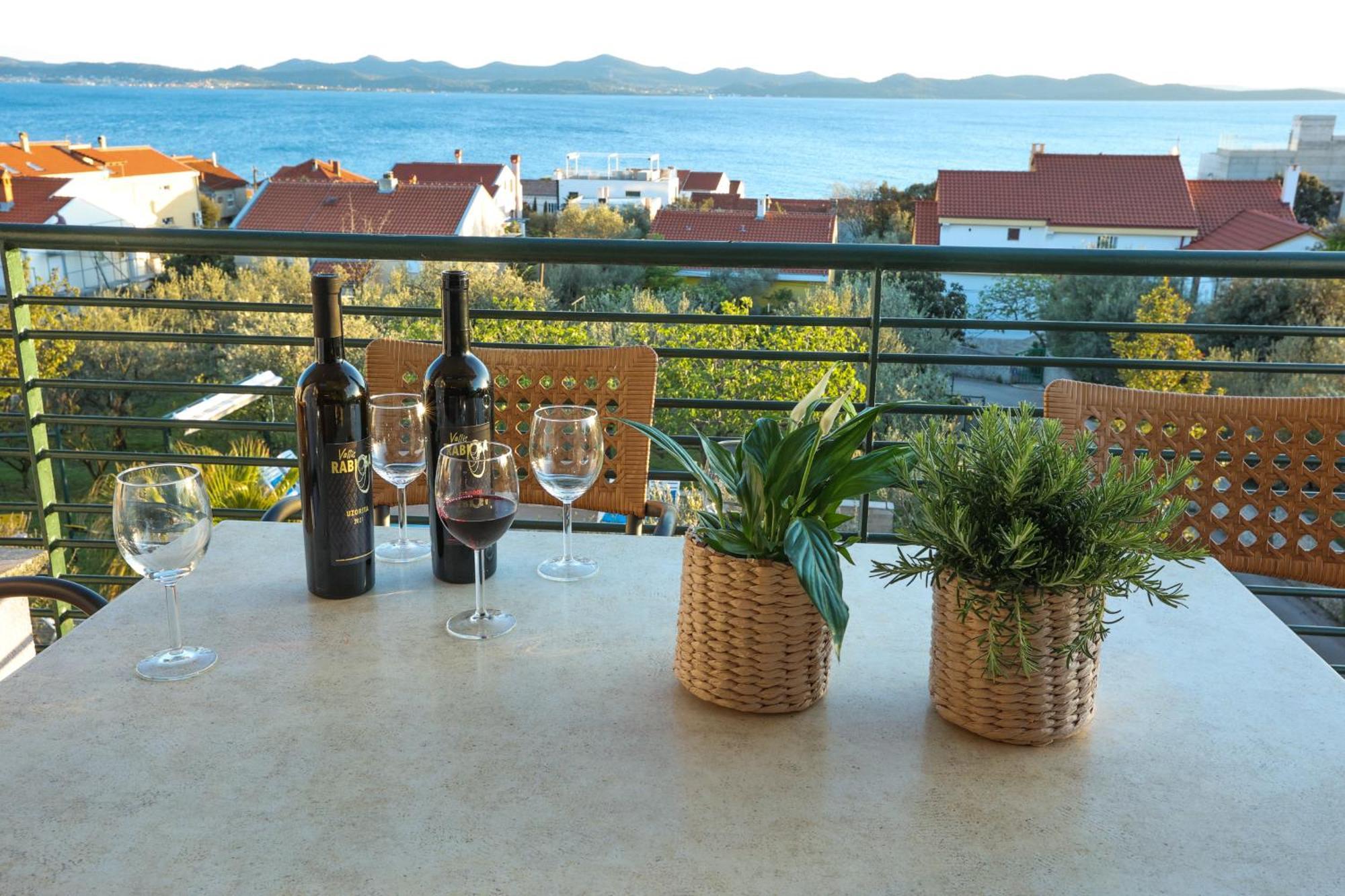 Apartments Vallis Rabiosa Zadar Rom bilde